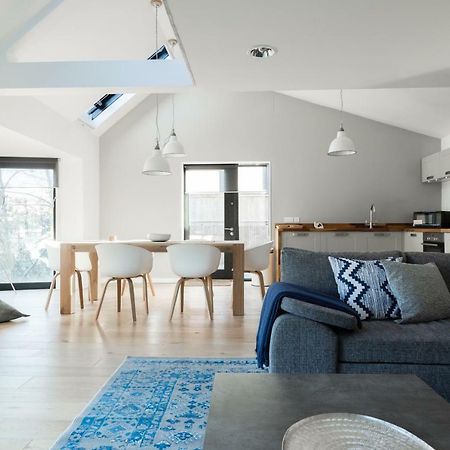 The Cliffside Loft - Distinctly Modern 3 Bdr Riverside Home Bath Esterno foto