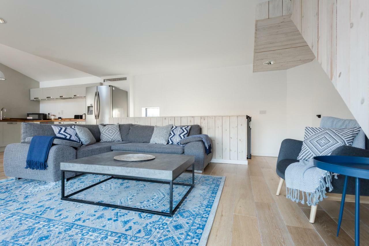 The Cliffside Loft - Distinctly Modern 3 Bdr Riverside Home Bath Esterno foto