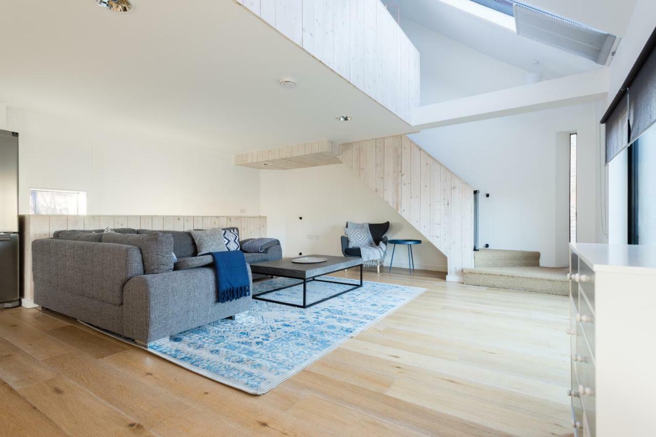 The Cliffside Loft - Distinctly Modern 3 Bdr Riverside Home Bath Esterno foto