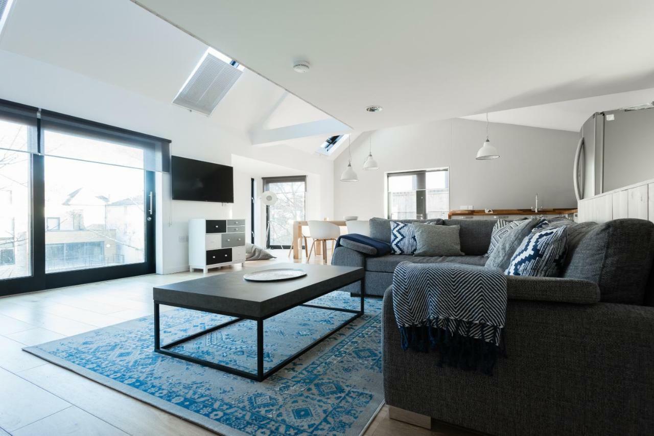 The Cliffside Loft - Distinctly Modern 3 Bdr Riverside Home Bath Esterno foto